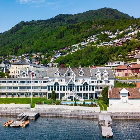 Hofslund Fjord Hotel Согндал Экстерьер фото