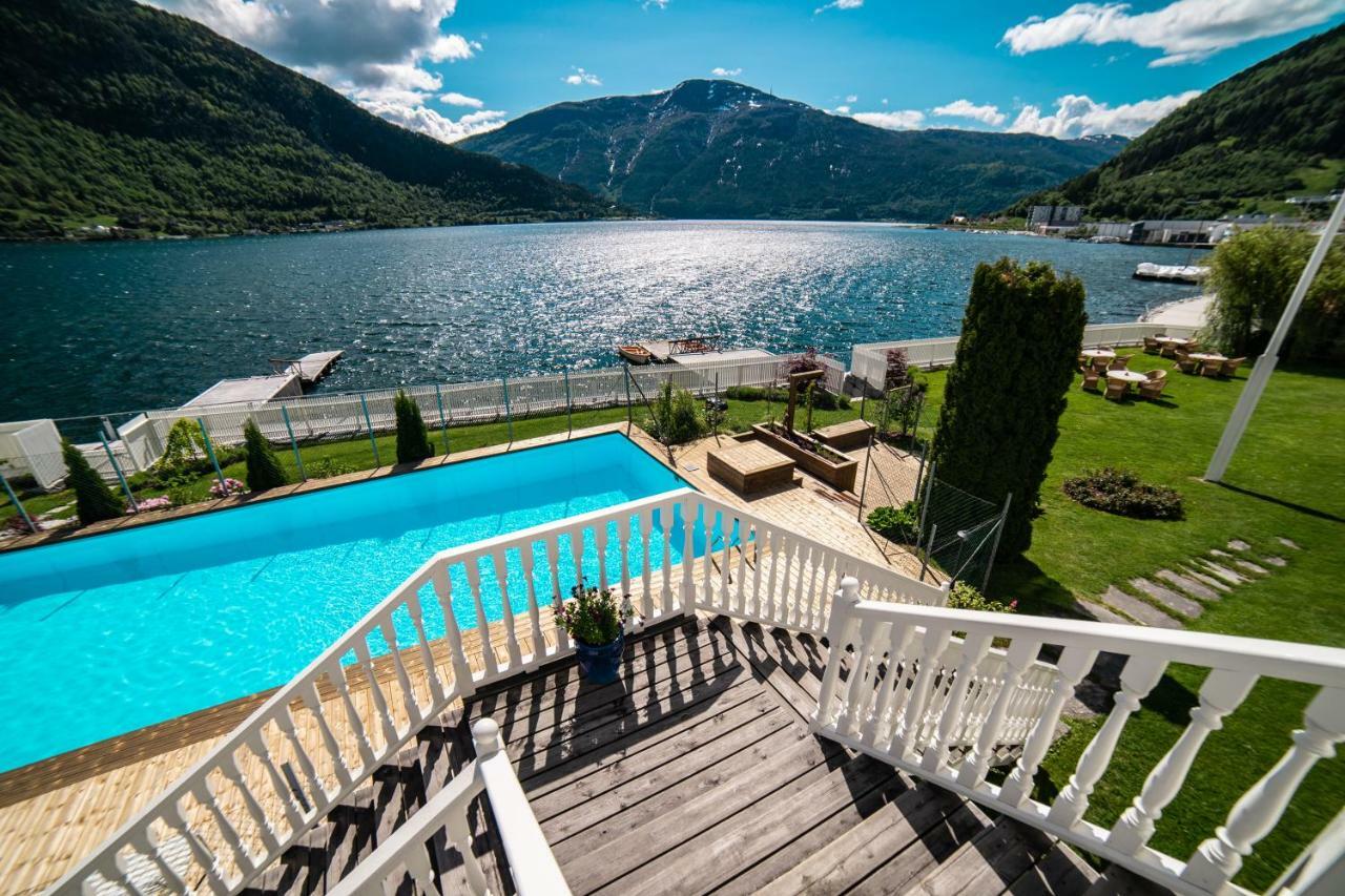 Hofslund Fjord Hotel Согндал Экстерьер фото